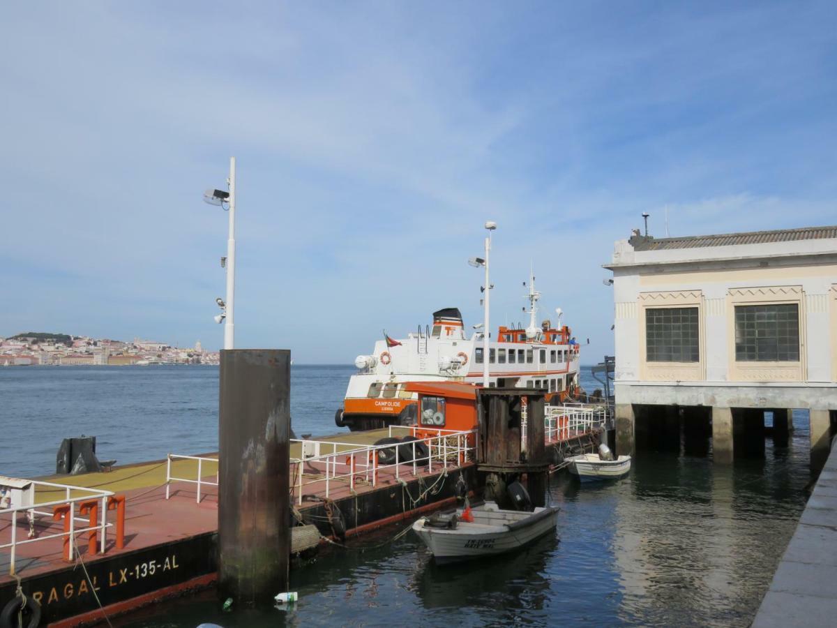 Tejo House River Lisbon Almada Eksteriør billede